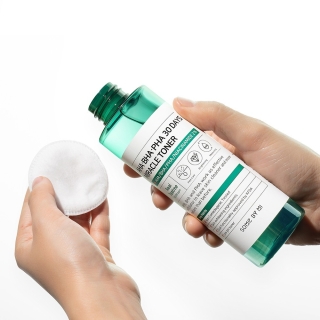 AHA BHA PHA 30 Days Miracle Toner 2