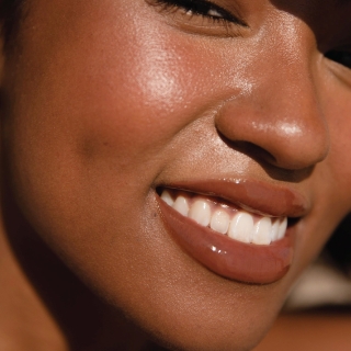 Almond ShineOn Milky Lip Jelly Gloss 2